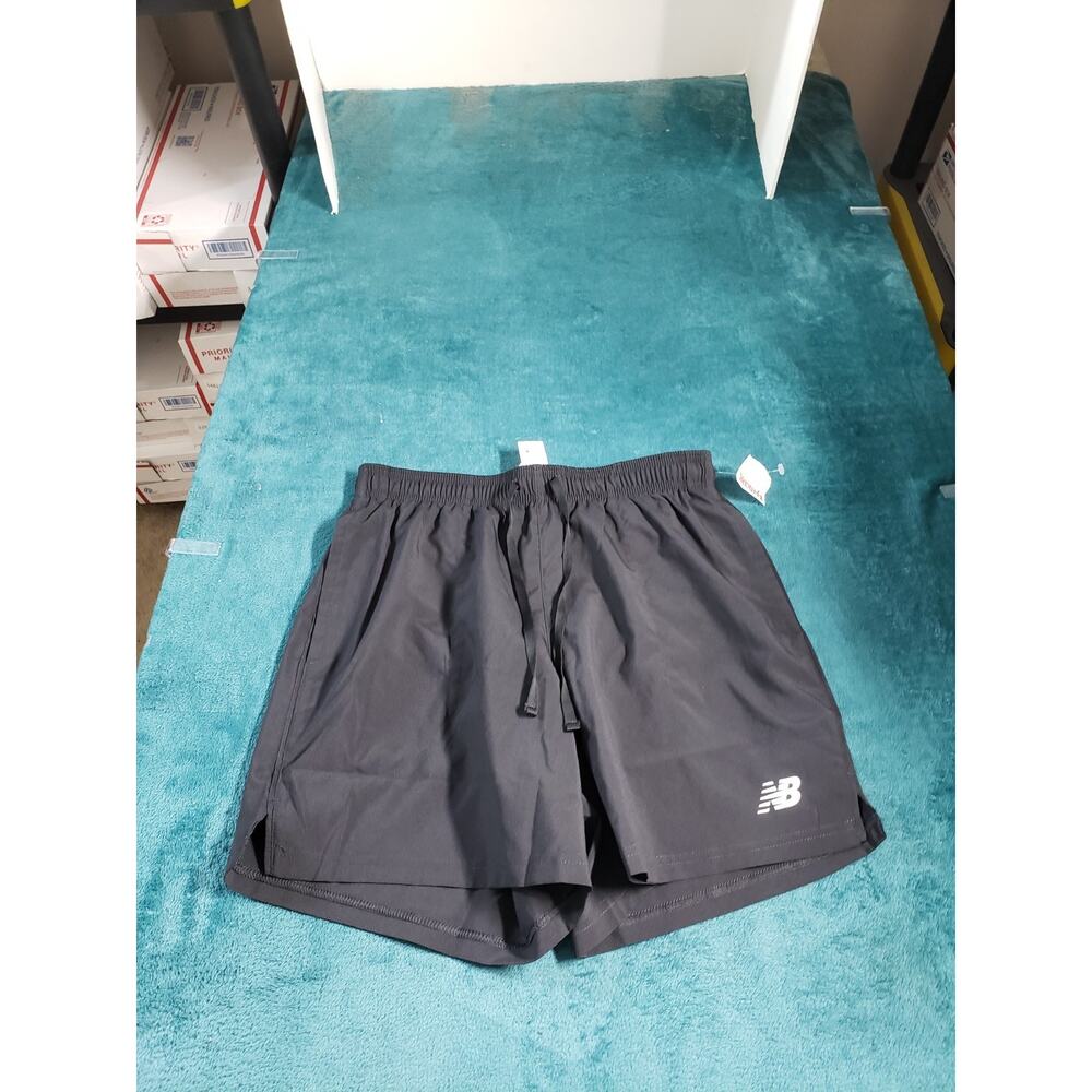 New Balance Shorts Size Small Mens Black Running Drawstring 5" Inseam NWT